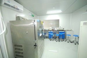 10萬(wàn)級(jí)無(wú)塵車(chē)間