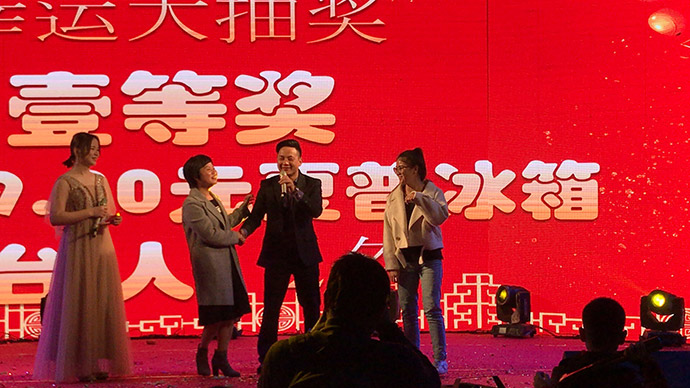 一等獎獲得者合影.jpg 一等獎獲得者合影.jpg